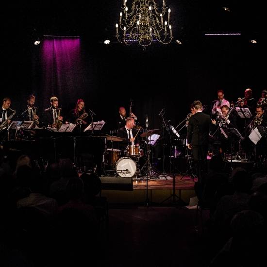 Peter Beets, Izaline Calister & Henk Meutgeert New Jazz Orchestra - Gershwin Celebration